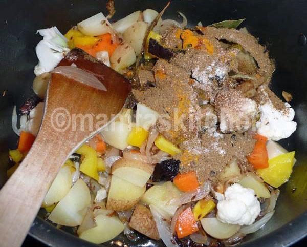 Vegetable Biryani Pulao/Pilaf Rice 1, With Paneer Cheese (Easy One Pot)