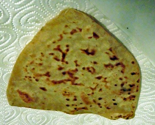 Missa Paratha 2 (Wheat And Bengal Gram Flour Mix)