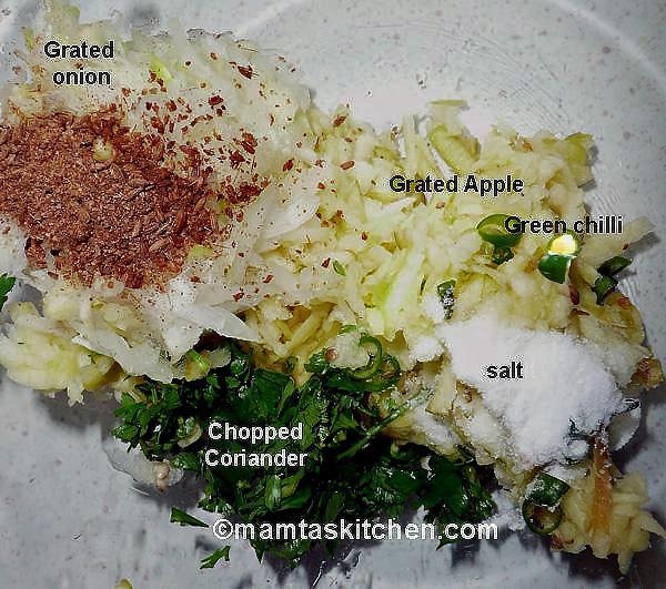Apple and Onion Salad - Spicy