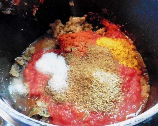 Soya Mince And Peas Keema Curry (Vegetarian Keema)