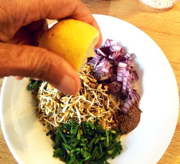 Fenugreek (Methi) Seed Sprouts And Red Onion Salad