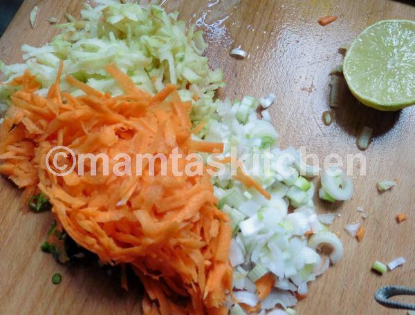 Apple, Spring Onion And Carrot Salad - Spicy
