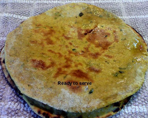 Turmeric Yellow Roti or Chapatti With Fenugreek Leaves