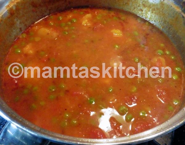 Alu Matar-Potato & Peas Curry Without Onions (Onion Free)